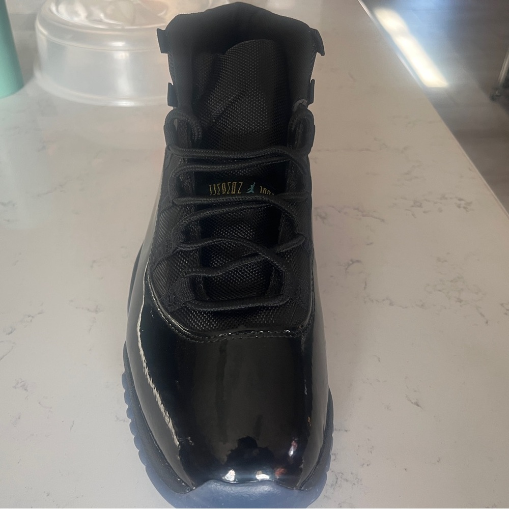 Jordan Air 11 Retro Black and Blue